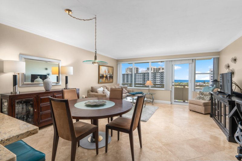 Condo for sale at Coral Ridge Towers North 1417