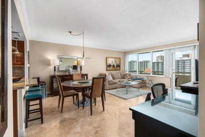 Comprar apartamento no Coral Ridge Towers North 1417