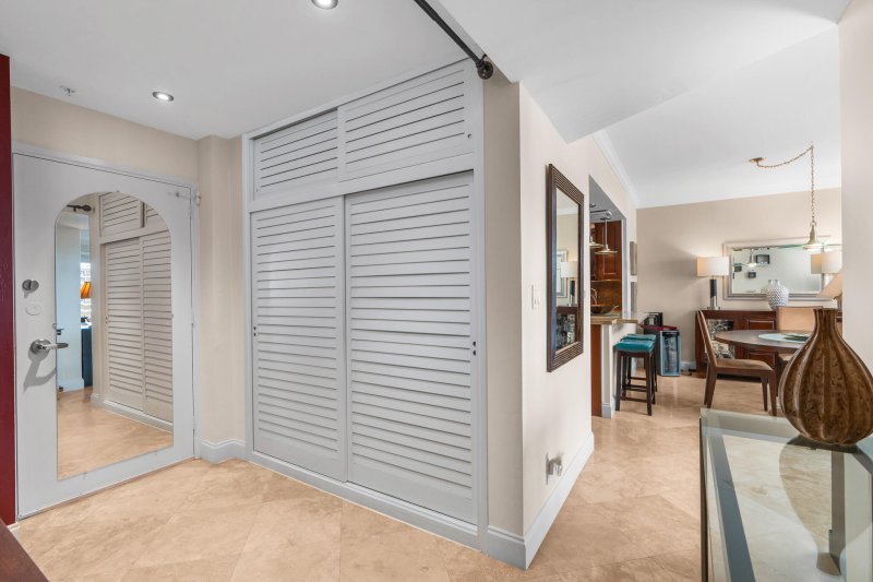 Condo for sale at Coral Ridge Towers North 1417