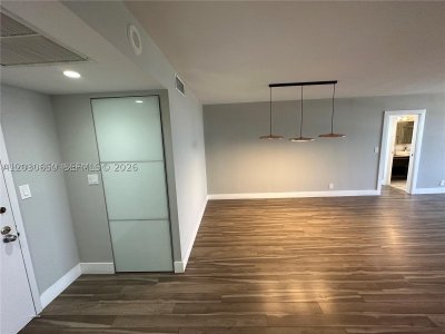 Aluguel de apartamento no Olympus Towers 705