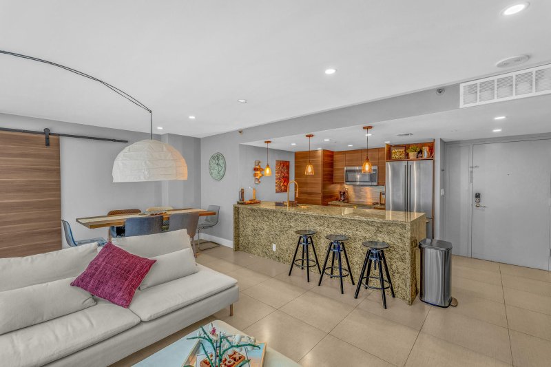 Apartment for rent at Grandview Palace 416