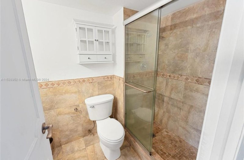 Apartment for rent at Majorca Towers 302