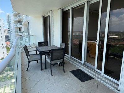 Alquiler de apartamento en 7000 Williams Island 2403