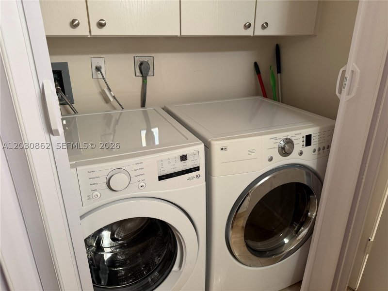 Apartment for rent at 7000 Williams Island 2403