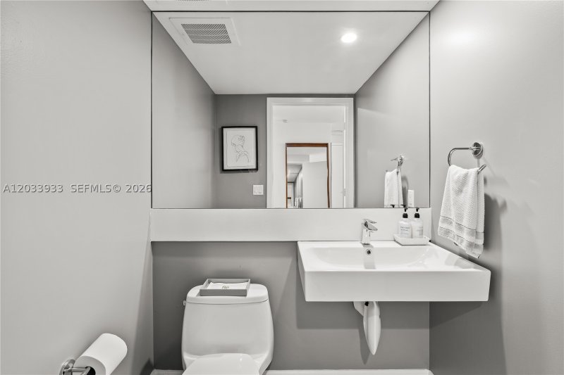 Aluguel de apartamento no Carbonell 2206