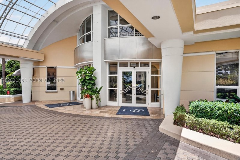 Comprar apartamento en Three Tequesta Point 3402