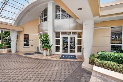 Comprar apartamento en Three Tequesta Point 3402