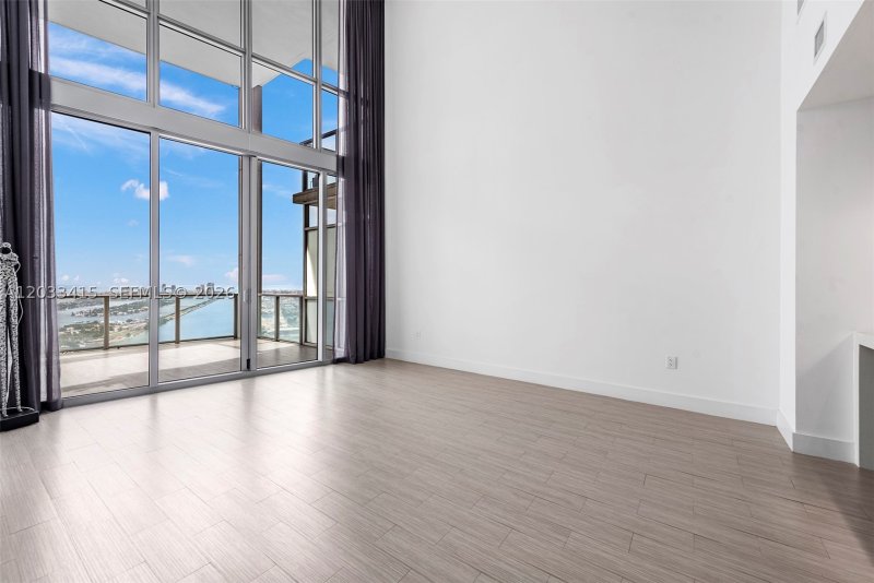 Alquiler de apartamento en Marquis 5705