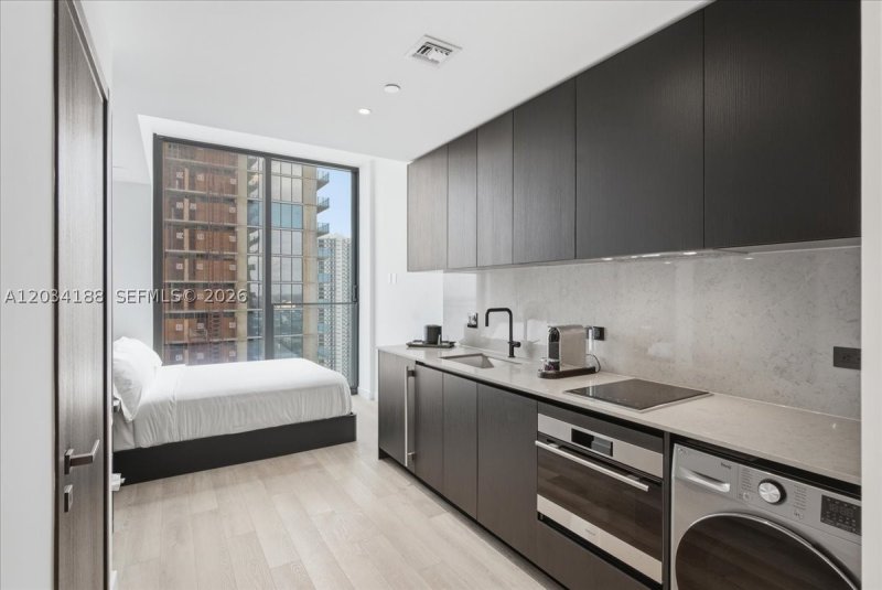 Condo for sale at E11EVEN Hotel & Residences 4803