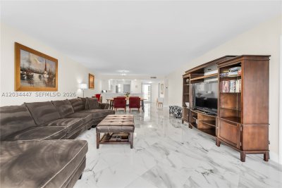 Comprar apartamento en The Galleon 606