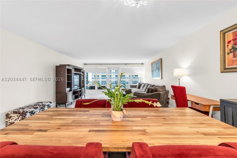 Condo for sale at The Galleon 606