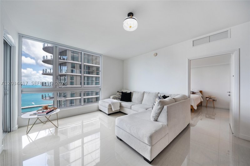 Comprar apartamento en Met 1 T-3406