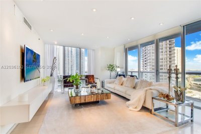 Comprar apartamento no Icon Brickell Tower I 1101