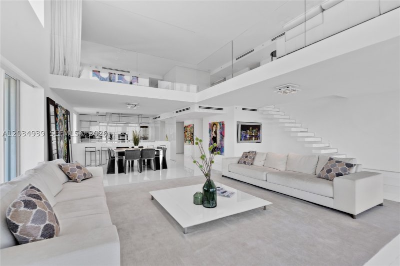 Alquiler de apartamento en Grand Venetian PH04