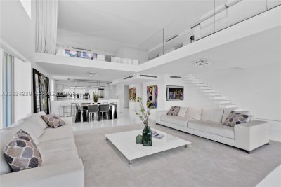 Alquiler de apartamento en Grand Venetian PH04