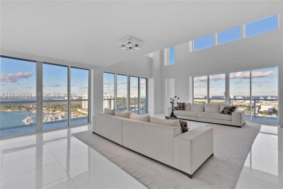 Alquiler de apartamento en Grand Venetian PH04