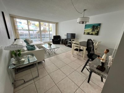 Aluguel de apartamento no Alexander Towers 208