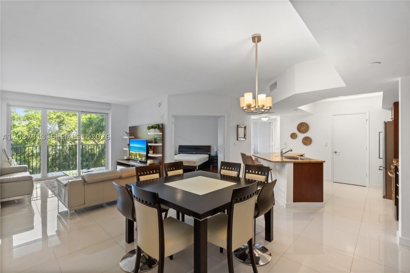 Comprar apartamento no Turnberry Village 306