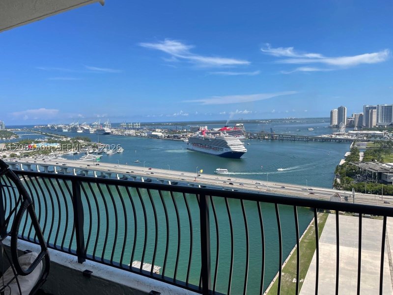 Apartment for rent at The Venetia 33H