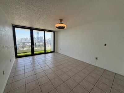 Aluguel de apartamento no The Venetia 33H