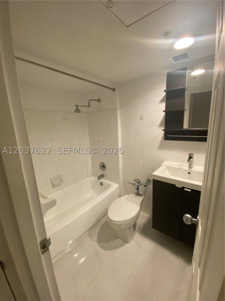 Apartment for rent at Flamingo 654S