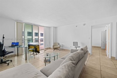 Comprar apartamento no The Club At Brickell Bay 3714