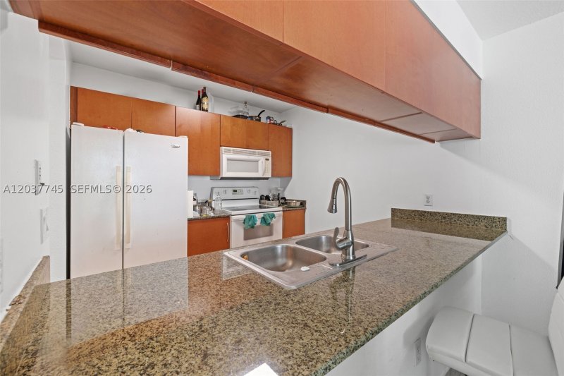 Comprar apartamento no The Club At Brickell Bay 3714