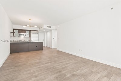 Comprar apartamento en 500 Brickell East Tower 1906