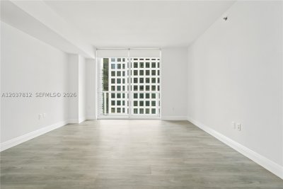 Comprar apartamento en 500 Brickell East Tower 1906