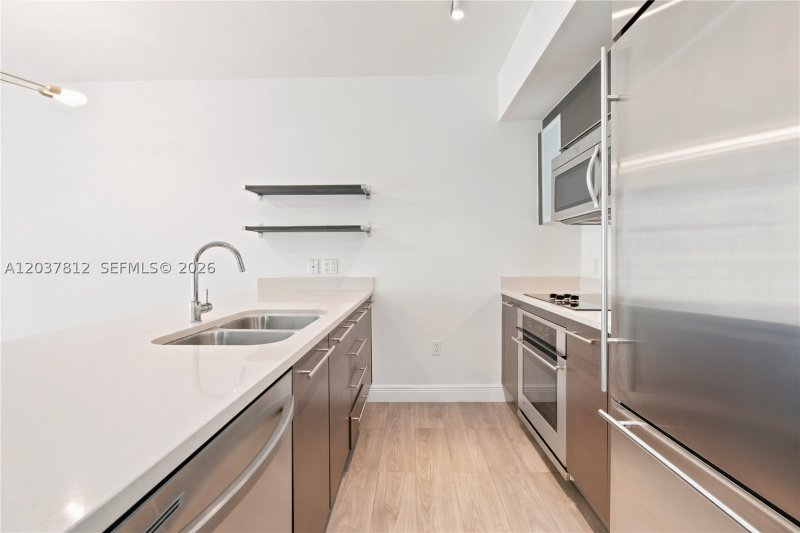Comprar apartamento en 500 Brickell East Tower 1906