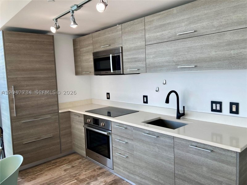 Apartment for rent at Paraiso Bay Miami 4408