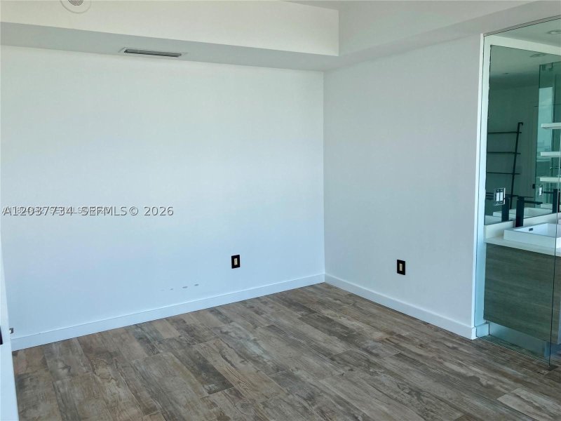 Apartment for rent at Paraiso Bay Miami 4408