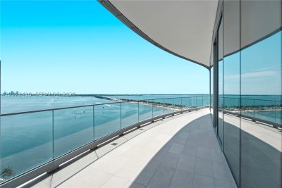 Comprar apartamento no Una Residences at Brickell 1604