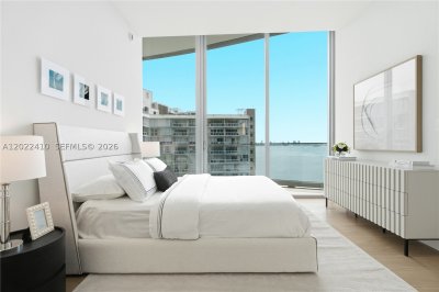 Comprar apartamento no Una Residences at Brickell 1604