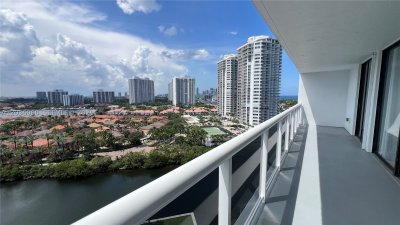 Comprar apartamento en Waterview 1639