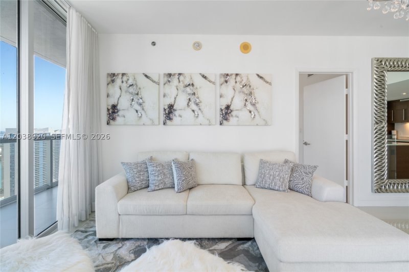 Condo for sale at Icon Brickell Tower I 4315