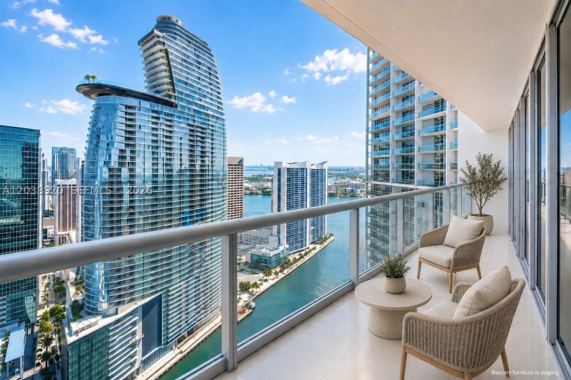 Condo for sale at Icon Brickell Tower I 4315