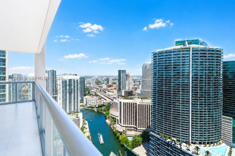 Condo for sale at Icon Brickell Tower I 4315
