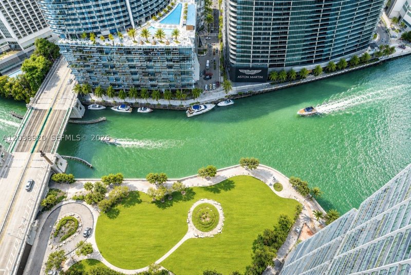 Condo for sale at Icon Brickell Tower I 4315