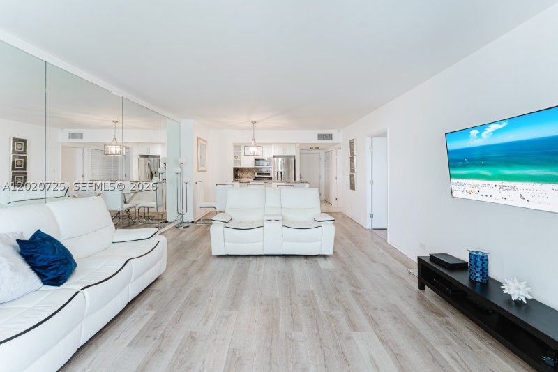 Alquiler de apartamento en Roney Palace 804
