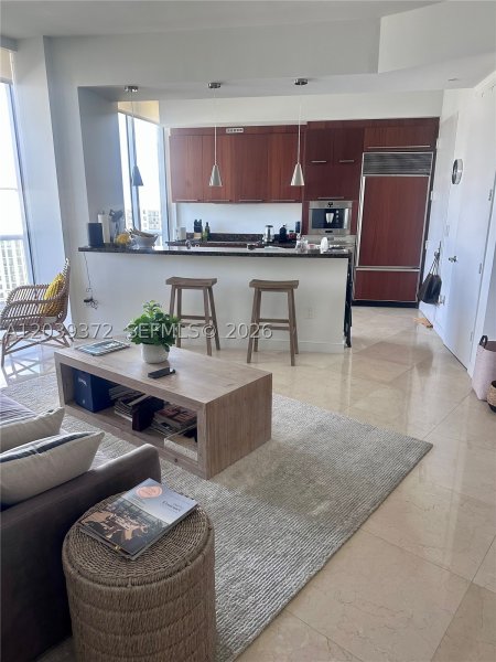 Comprar apartamento no Trump Tower Three 1505