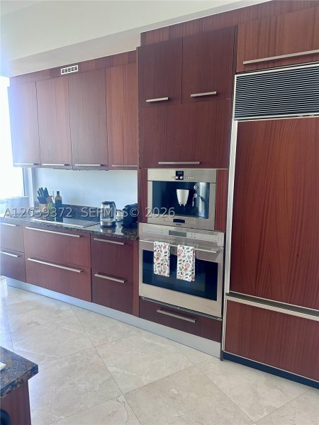 Comprar apartamento no Trump Tower Three 1505