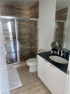Comprar apartamento no Trump Tower Three 1505