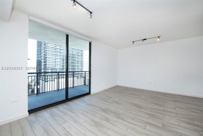 Comprar apartamento no Nine at Mary Brickell Village 2402