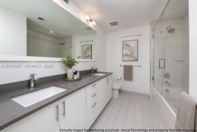 Comprar apartamento no Nine at Mary Brickell Village 2402
