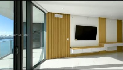 Alquiler de apartamento en Aria Reserve Miami 1505