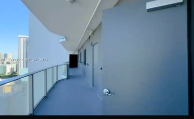 Alquiler de apartamento en Aria Reserve Miami 1505