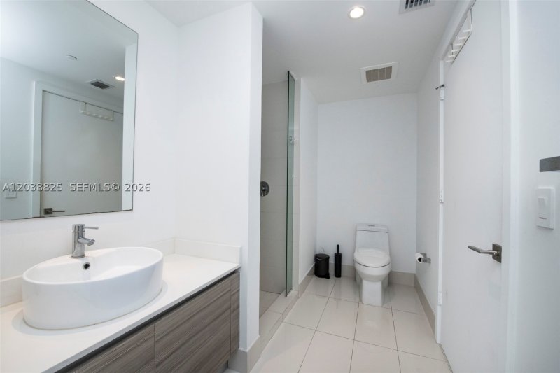 Apartment for rent at Hyde Midtown 1111