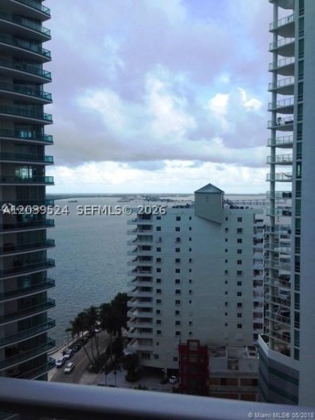 Apartment for rent at Brickell House Condo 1707