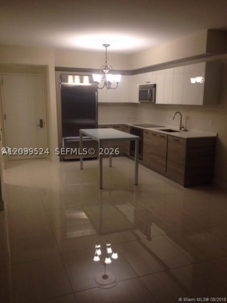 Apartment for rent at Brickell House Condo 1707